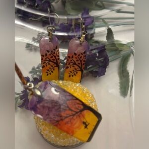 Earrings And Pendant Bundle